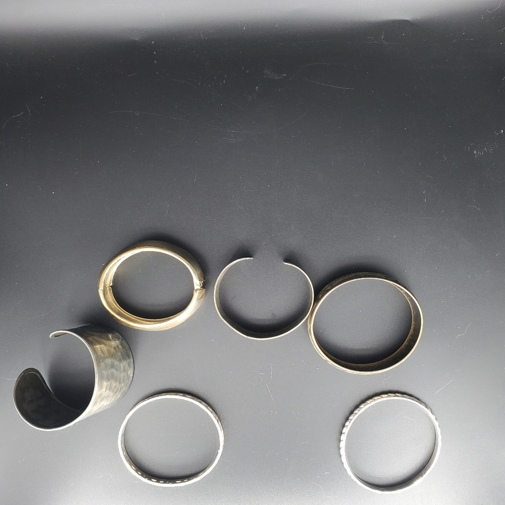 Vintage Silver and Gold Tone Cuff Bracelets - Picture 4 of 4